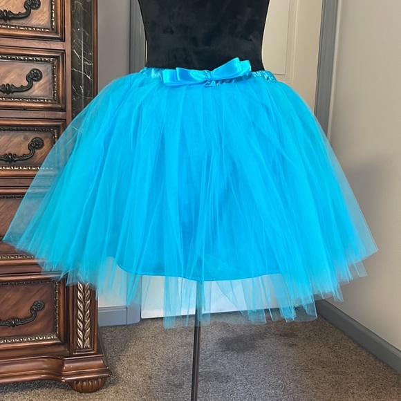 NEW Tulle TUTU made by me π OS - Picture 3 of 4
